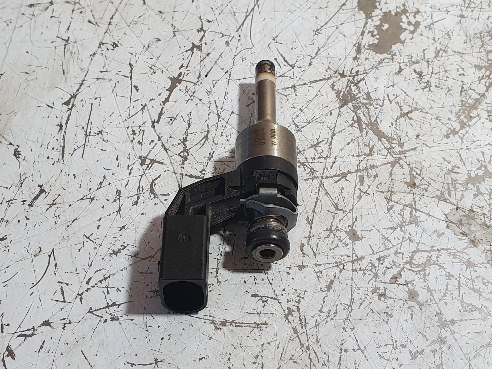 View Auto part Fuel Injector Volkswagen Tiguan 2012