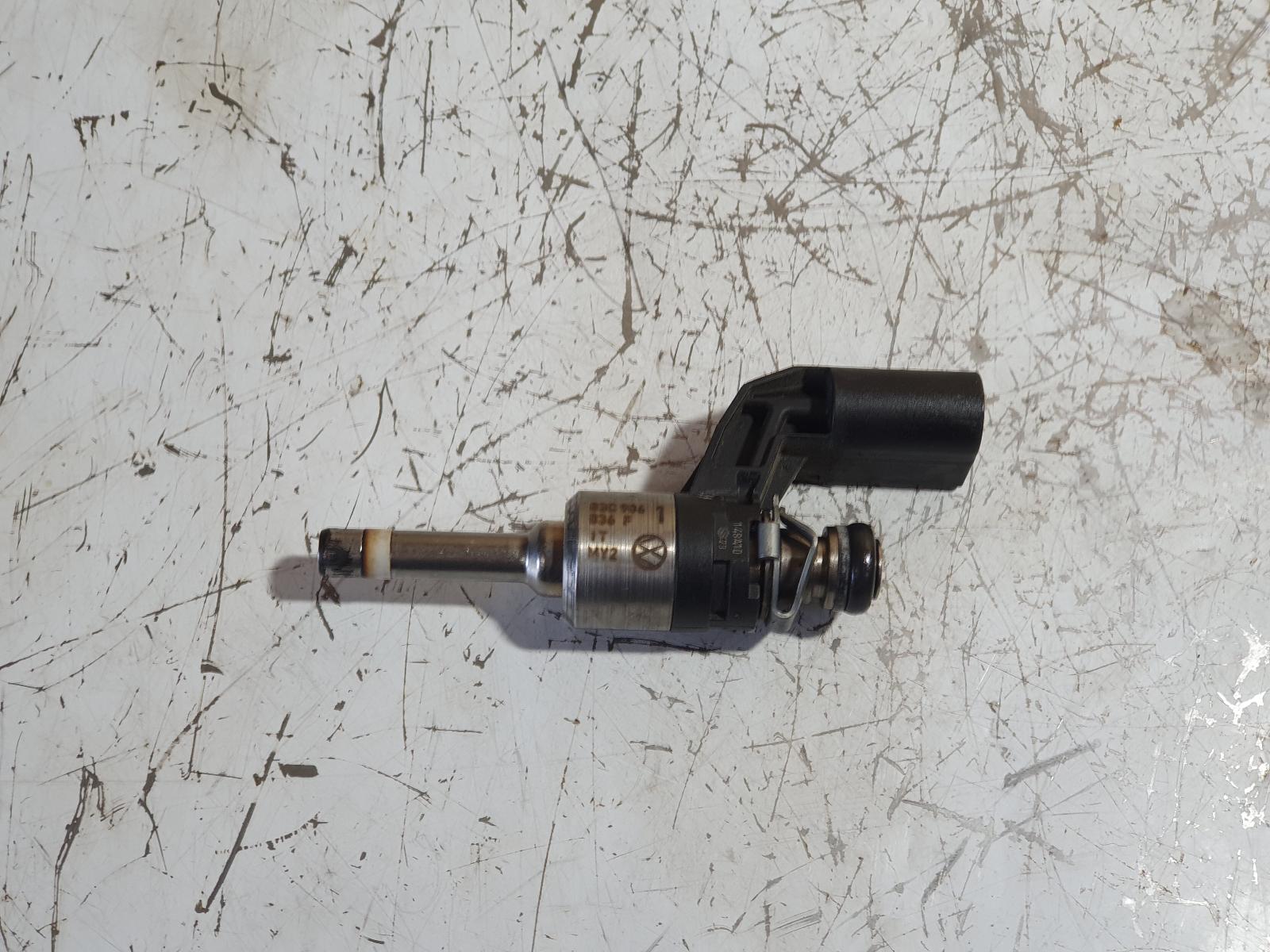 View Auto part Fuel Injector Volkswagen Tiguan 2012