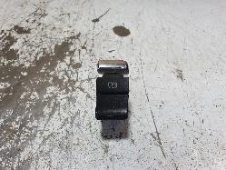 57568