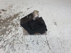 57570