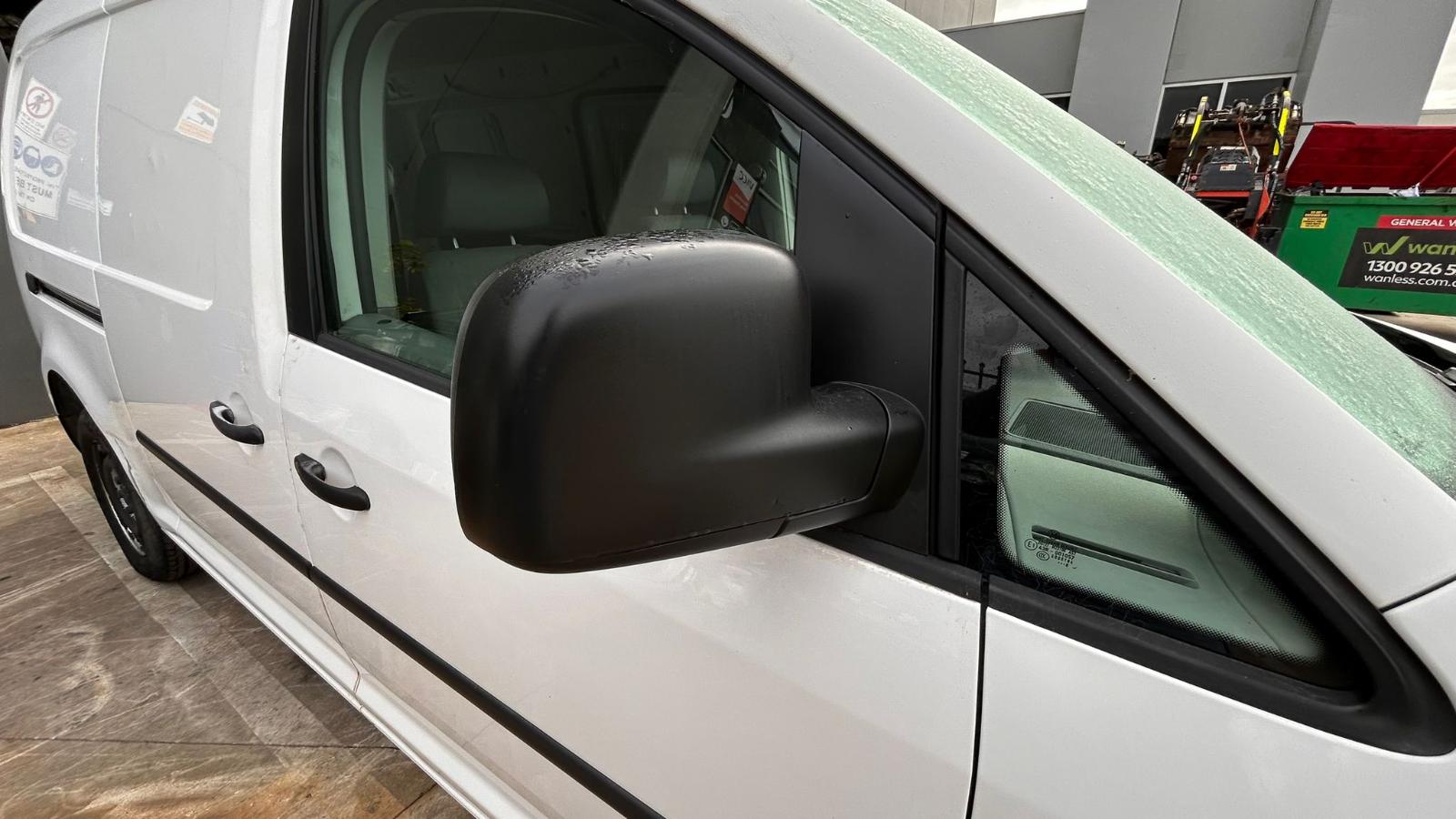 View Auto part Egr Valve Volkswagen Caddy 2009