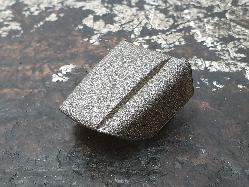 159562