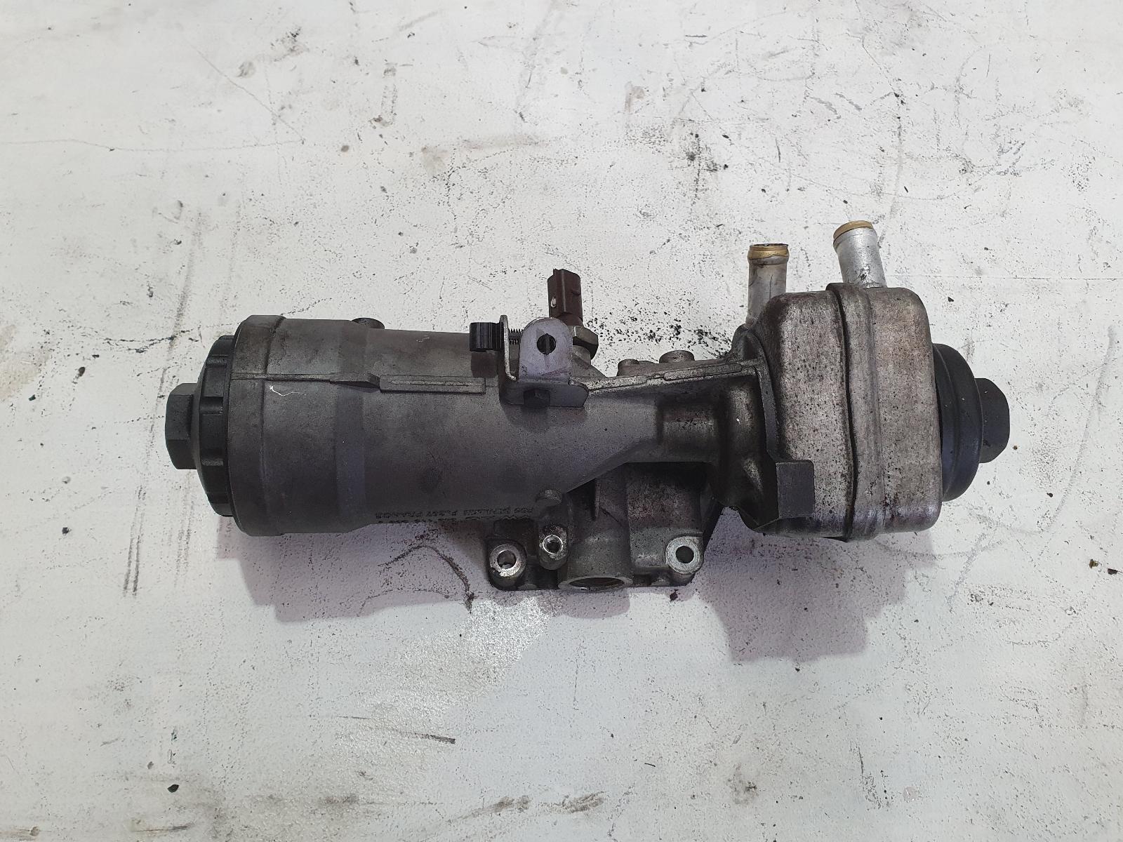 View Auto part Oil Filter Volkswagen Caddy 2009