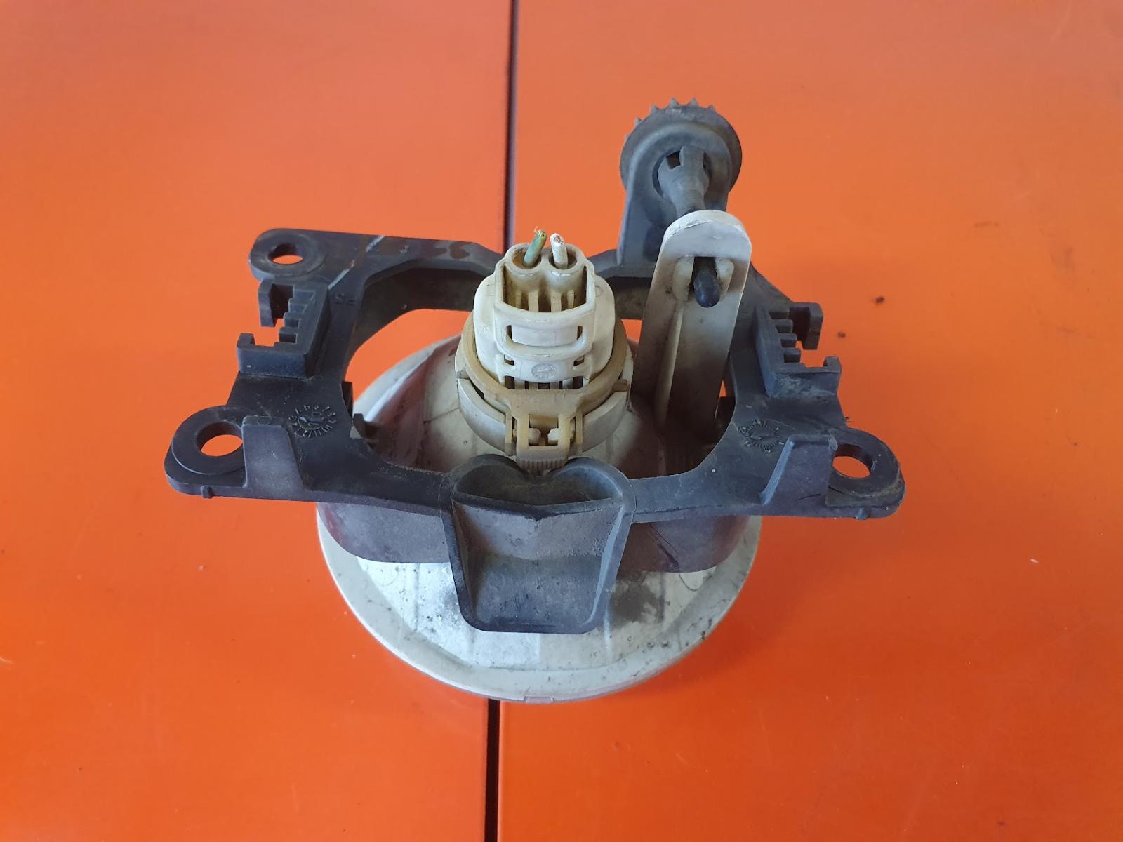 View Auto part Right Indicator/Fog/Side Peugeot 207 2010