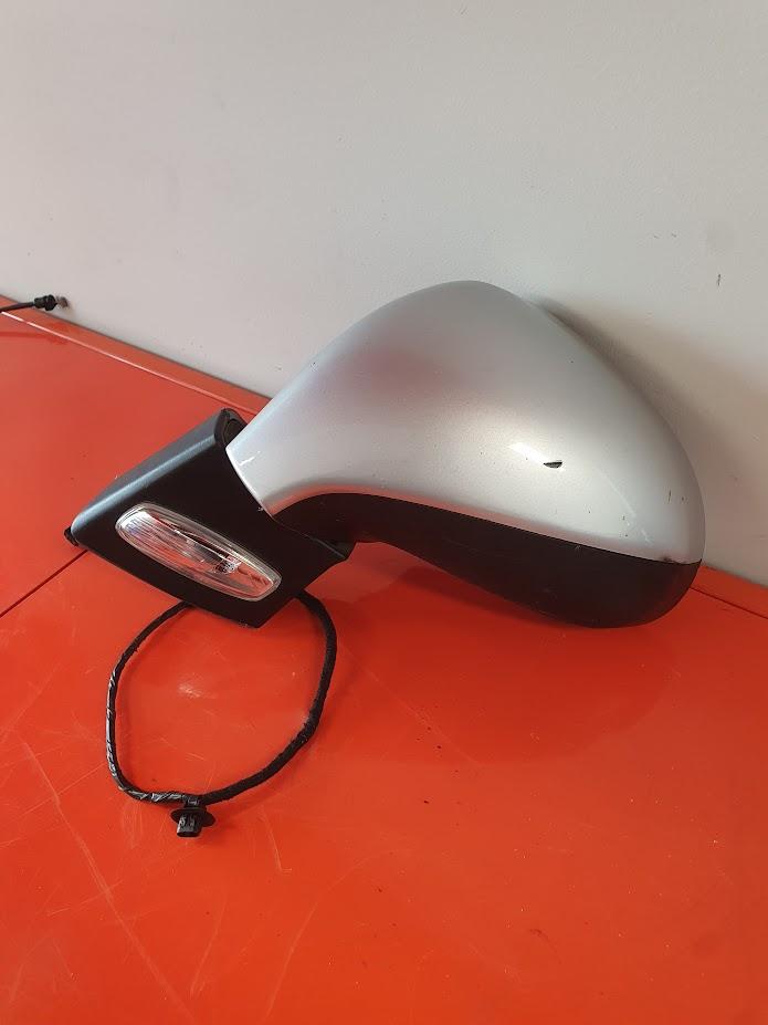 View Auto part Left Door Mirror Peugeot 207 2010
