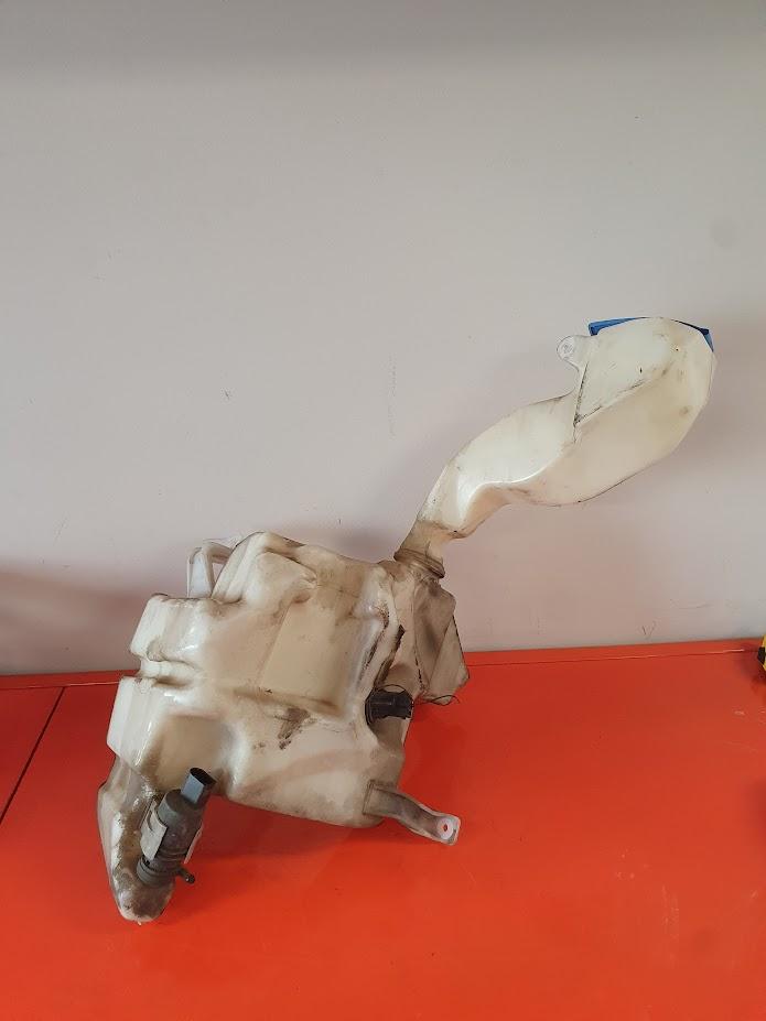 View Auto part Washer Bottle Peugeot 207 2010