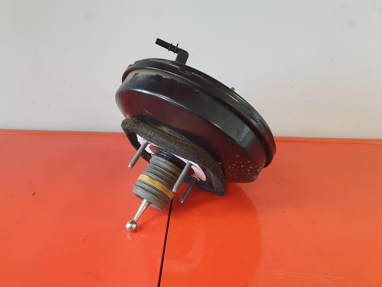View Auto part Brake Booster Peugeot 207 2010