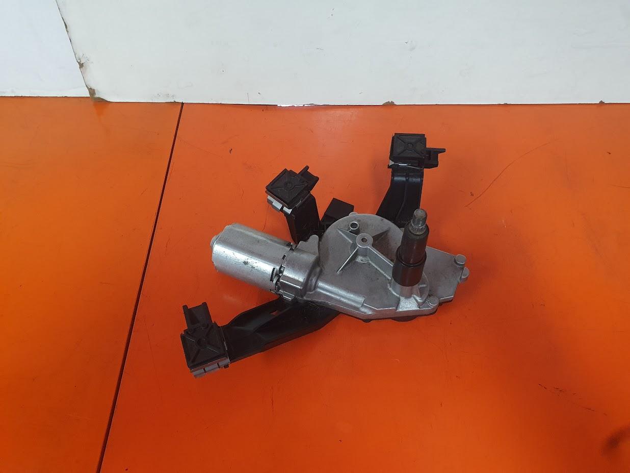 View Auto part Wiper Motor Peugeot 207 2010