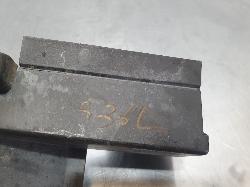 206570
