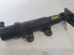 225526