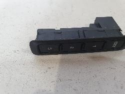 226300