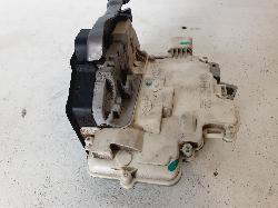 228046