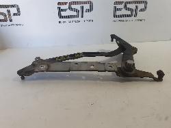232570