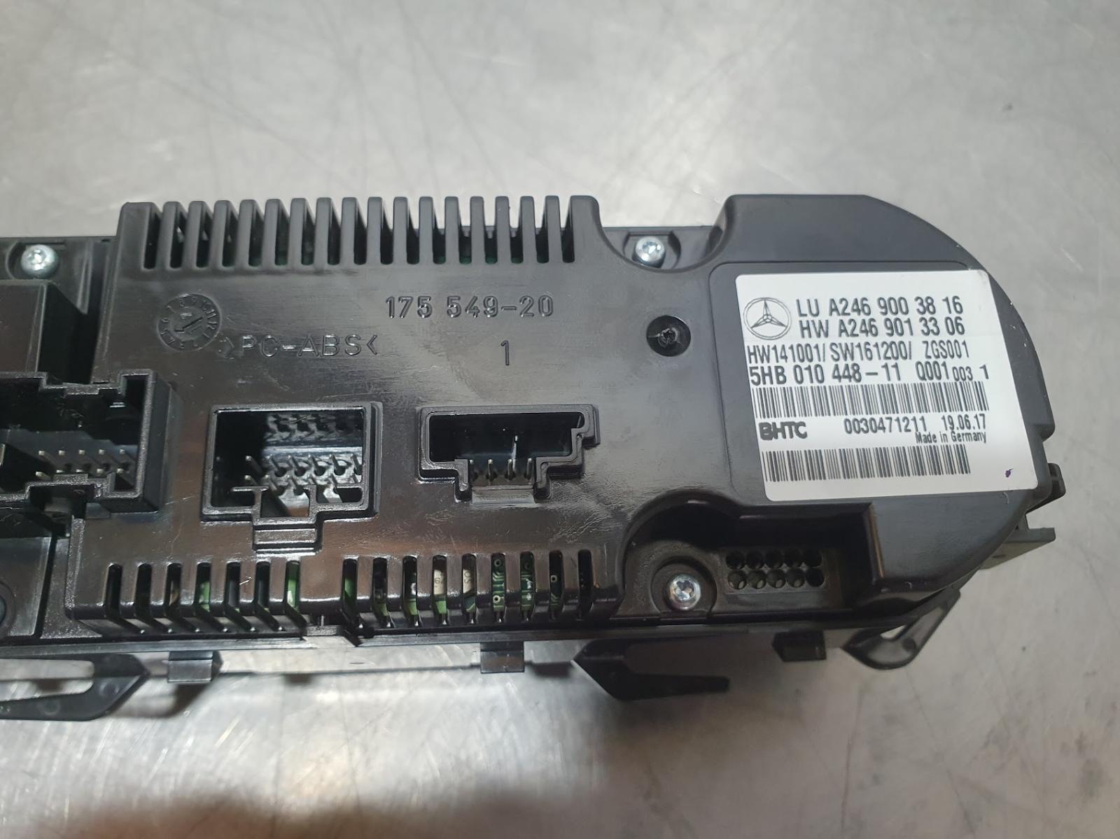 View Auto part Heater/Ac Controls Mercedes Cla Class 2017