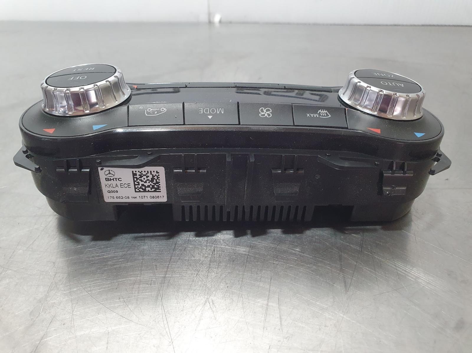 View Auto part Heater/Ac Controls Mercedes Cla Class 2017