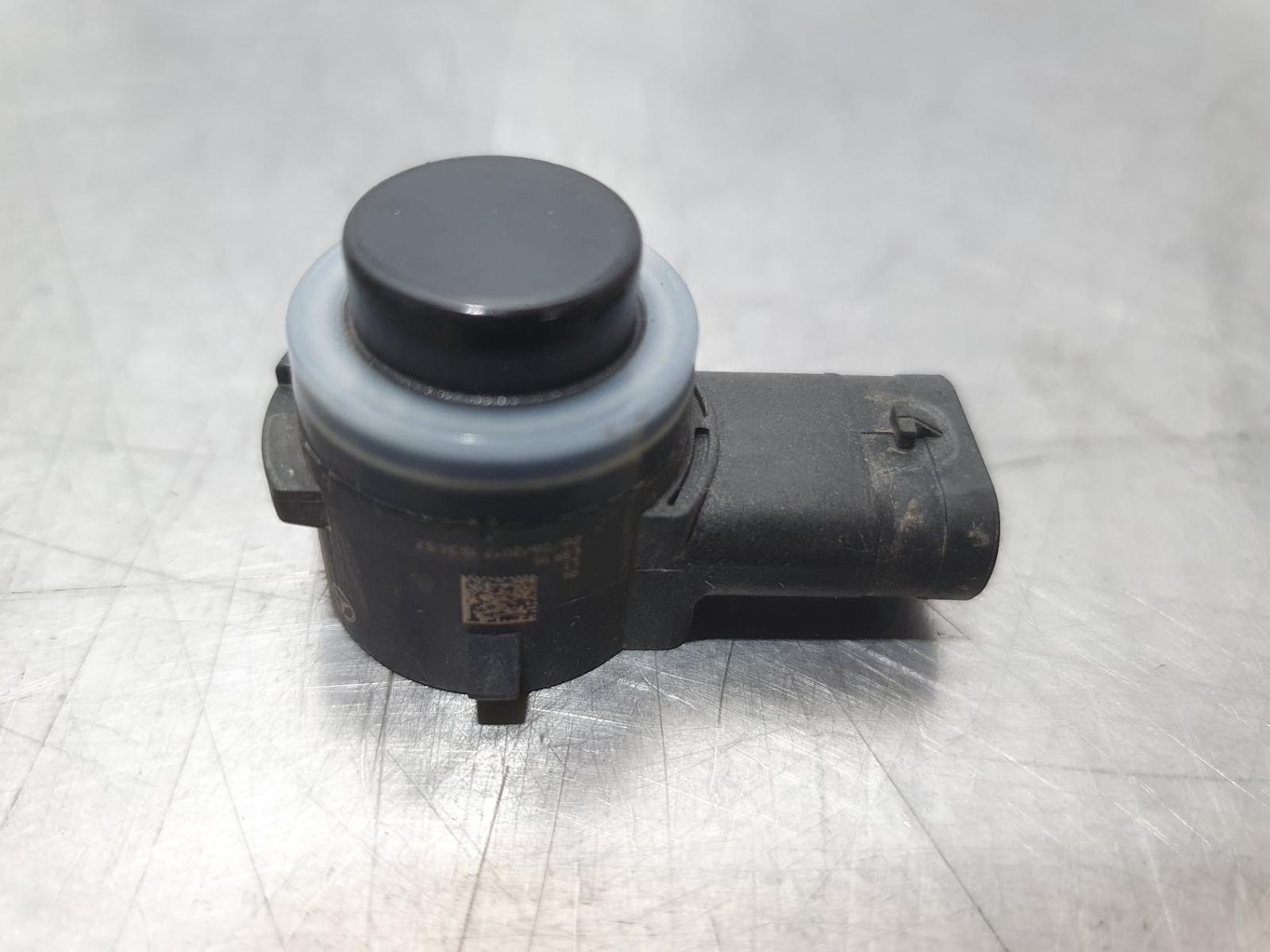 View Auto part Misc Switch/Relay Mercedes Cla Class 2017