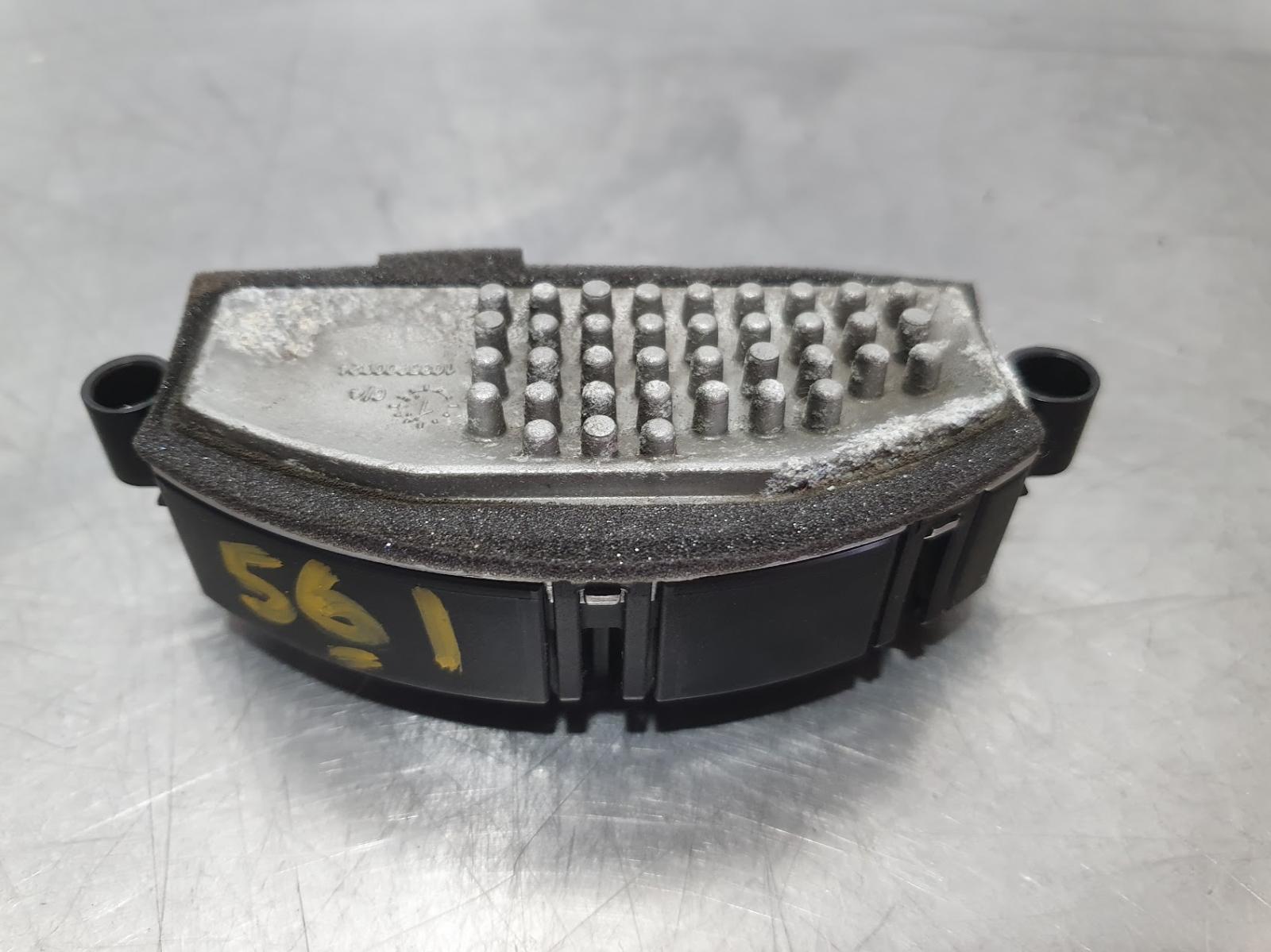 View Auto part Misc Switch/Relay Mercedes Cla Class 2017