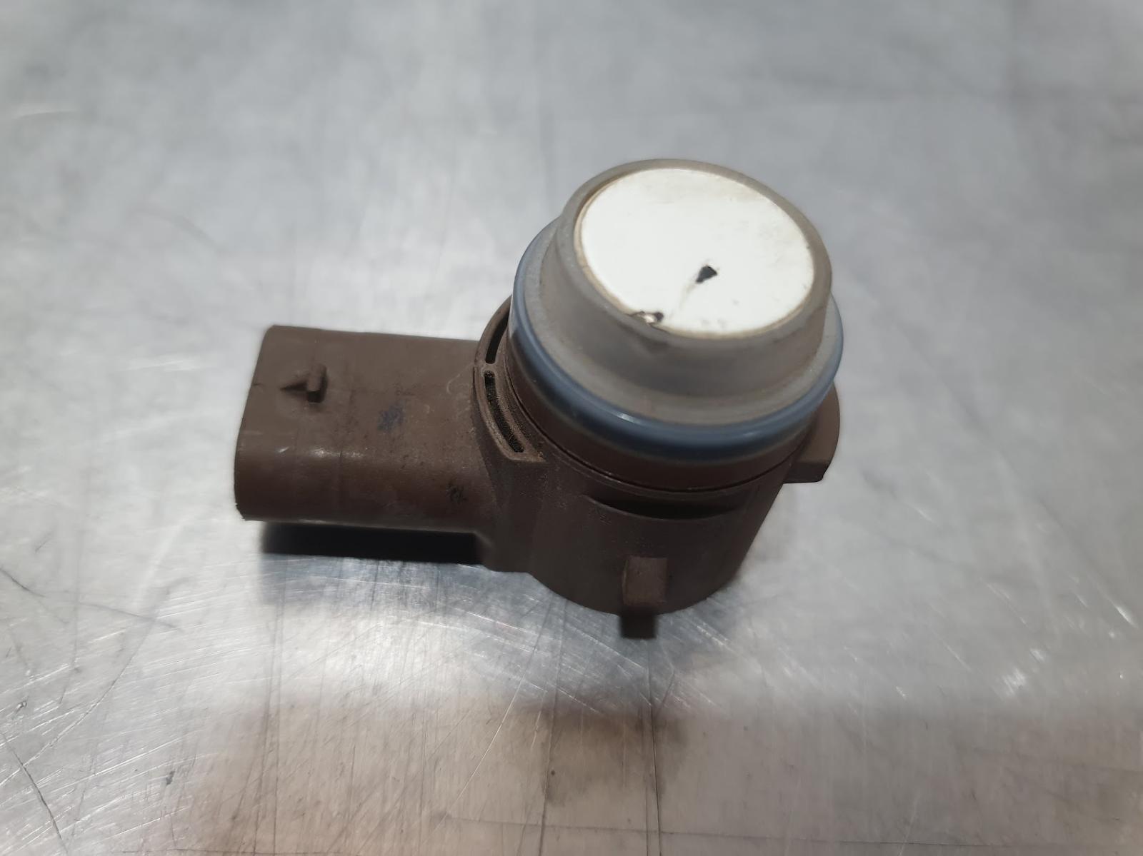 View Auto part Misc Switch/Relay Mercedes Cla Class 2017