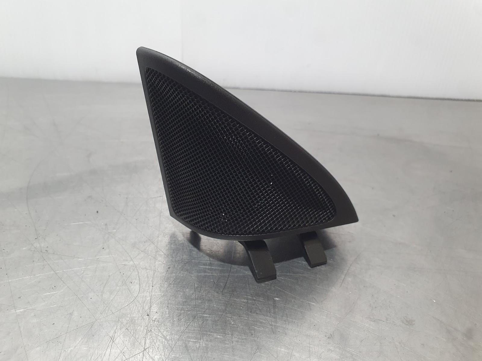 View Auto part Trim Panel Mercedes Cla Class 2017