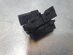 245562