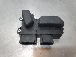 251368