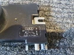 251746