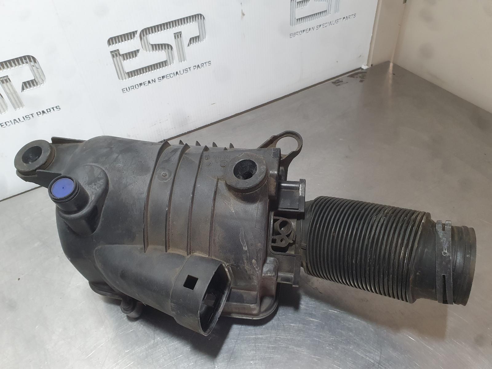 View Auto part Air Cleaner/Box Volkswagen Golf 2013