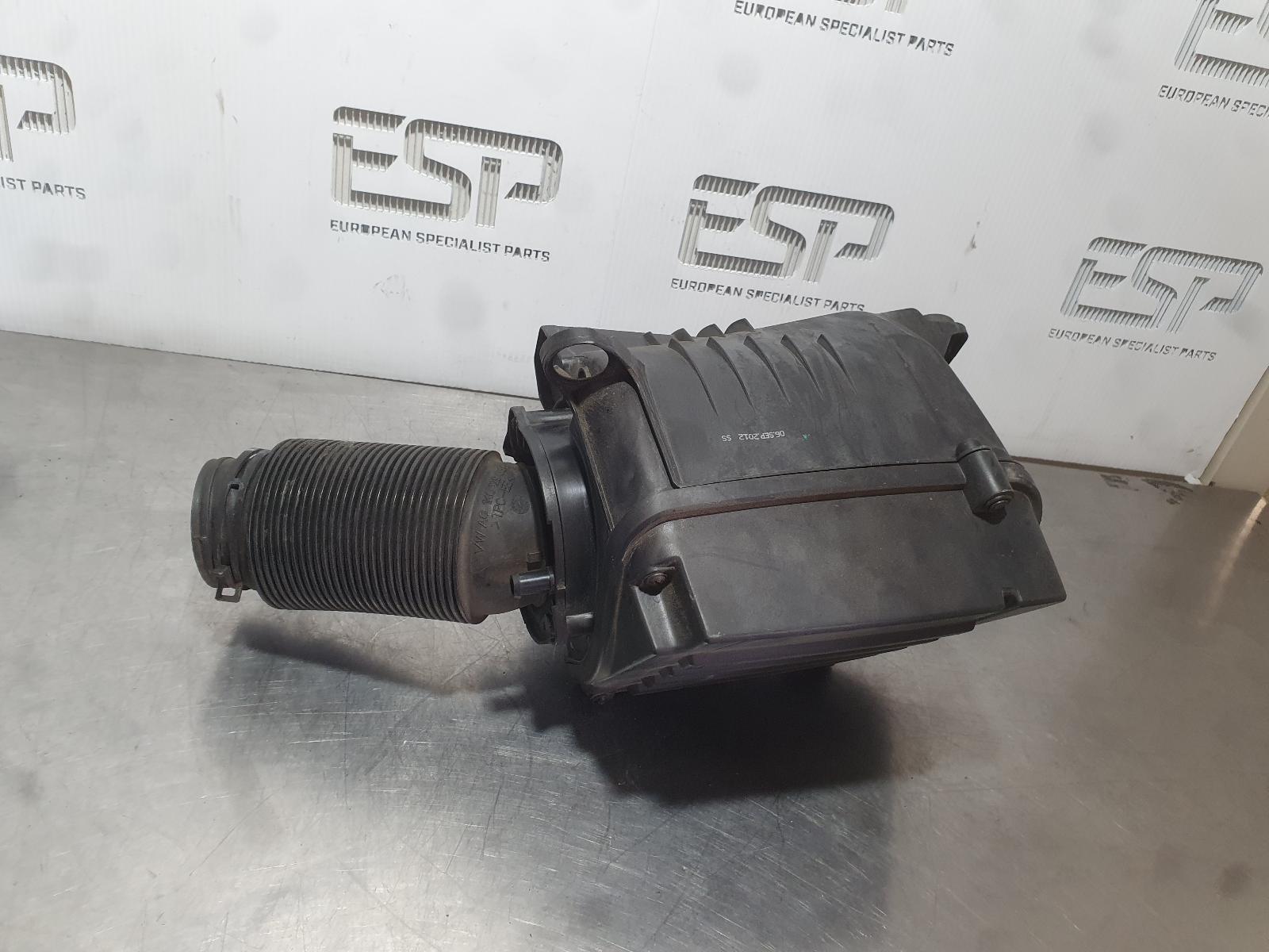 View Auto part Air Cleaner/Box Volkswagen Golf 2013