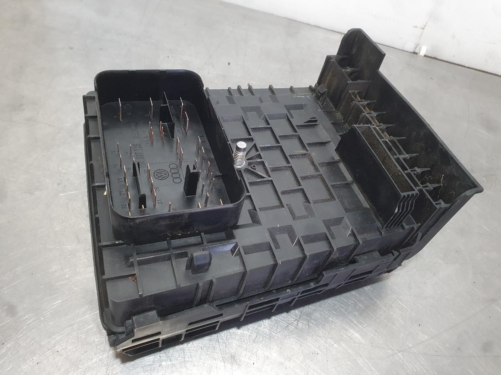 2013 Volkswagen Golf Fuse Box View Auto part Fuse Box Volkswagen Golf 2013
