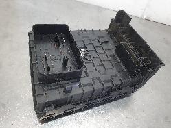 View Auto part Fuse Box Volkswagen Golf 2013