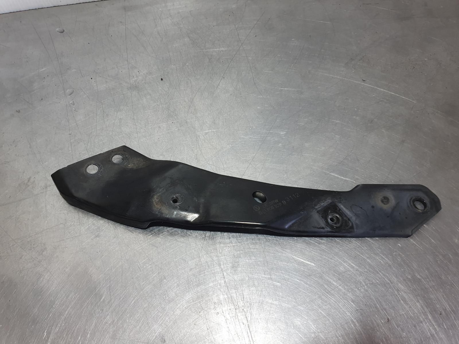 2013 Volkswagen Golf Misc Bracket View Auto part Misc Bracket Volkswagen Golf 2013