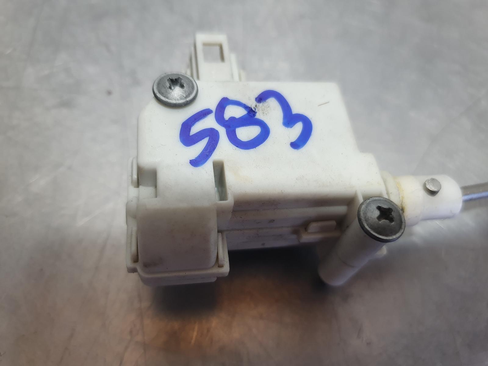View Auto part Misc Volkswagen Golf 2013
