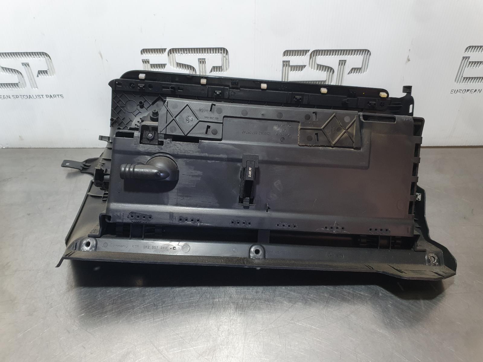 View Auto part Glove Box Volkswagen Golf 2013