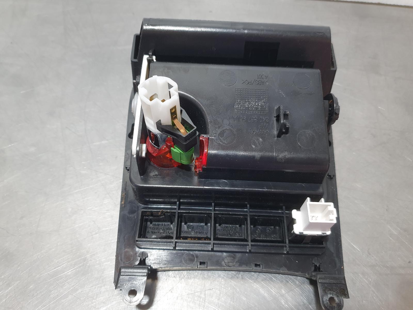 2013 Volkswagen Golf Ashtray View Auto part Ashtray Volkswagen Golf 2013