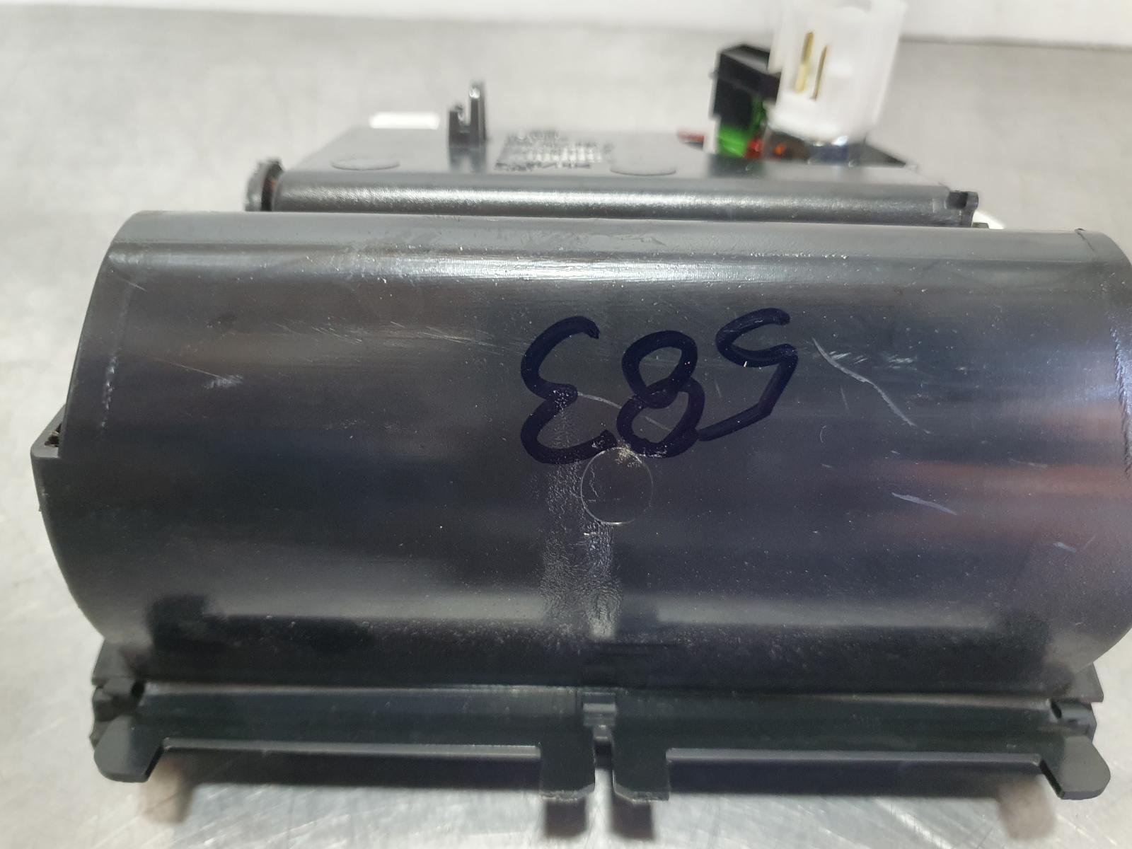 2013 Volkswagen Golf Ashtray View Auto part Ashtray Volkswagen Golf 2013