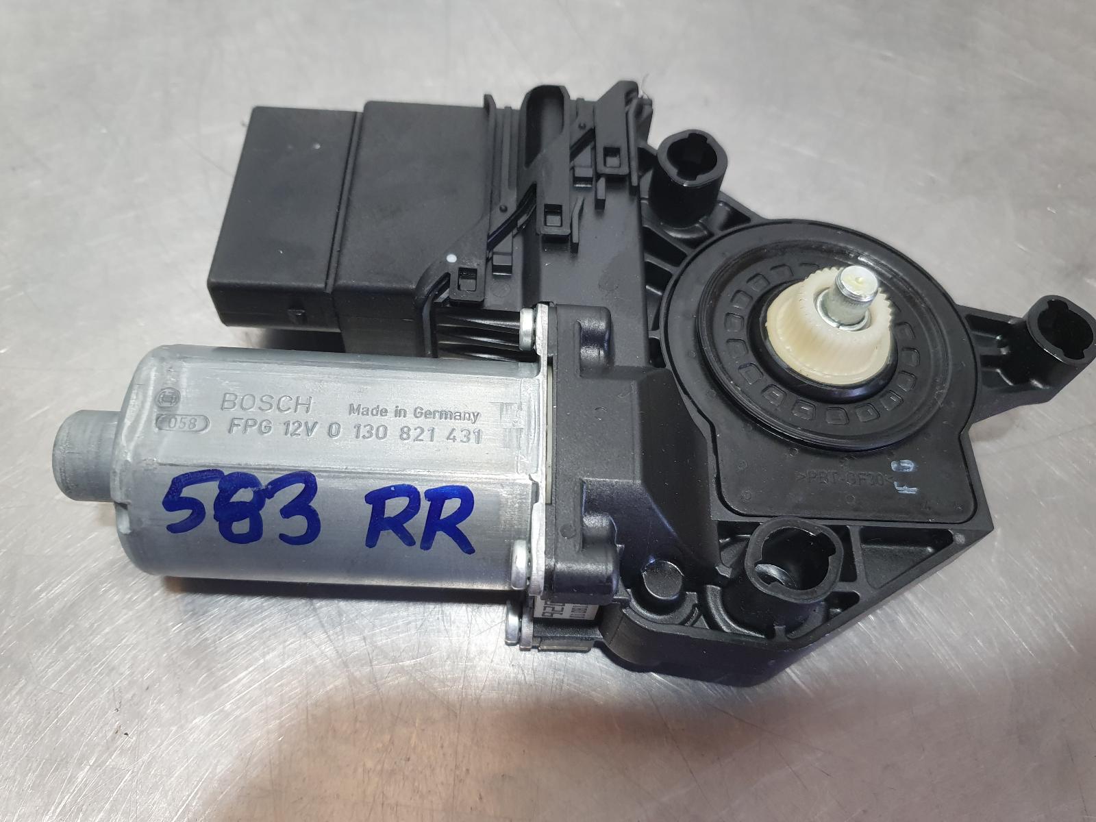 2013 Volkswagen Golf Right Rear Wnd Reg/Motor View Auto part Right Rear Wnd Reg/Motor Volkswagen Golf 2013