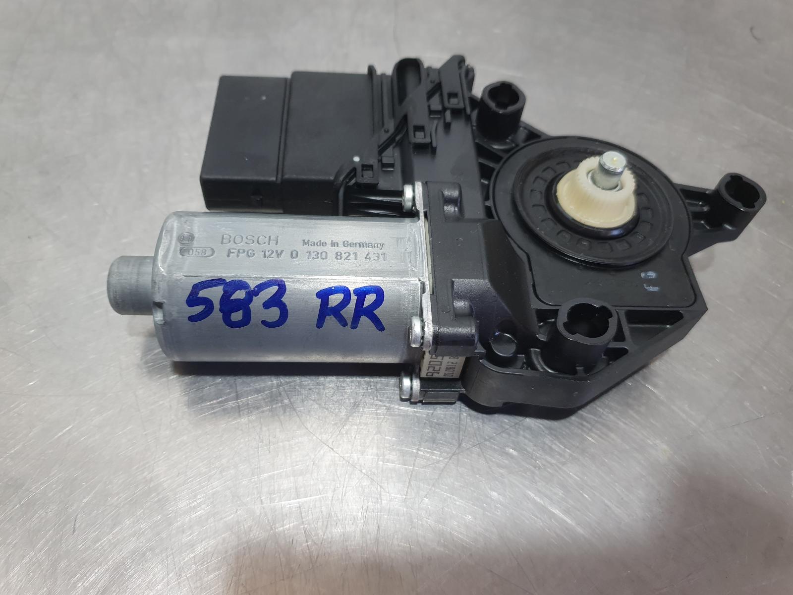 2013 Volkswagen Golf Right Rear Wnd Reg/Motor View Auto part Right Rear Wnd Reg/Motor Volkswagen Golf 2013