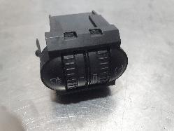 View Auto part Misc Switch/Relay Volkswagen Golf 2013