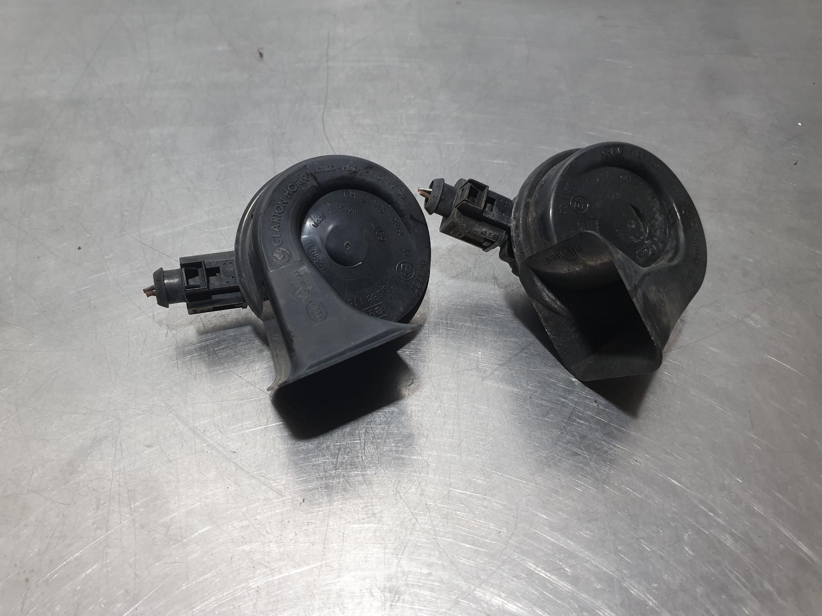 2013 Volkswagen Golf Horn View Auto part Horn Volkswagen Golf 2013