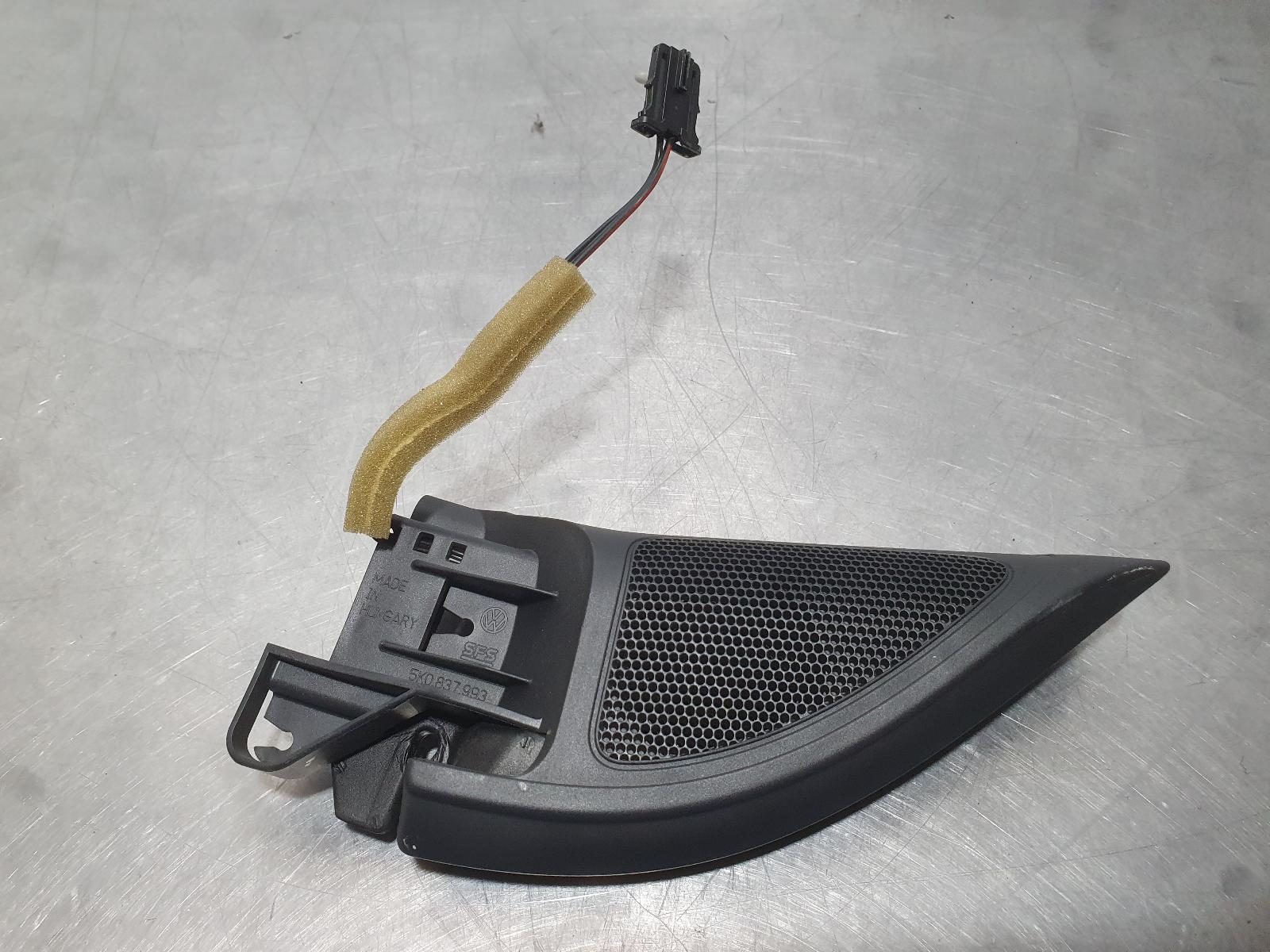 2013 Volkswagen Golf Trim Panel View Auto part Trim Panel Volkswagen Golf 2013