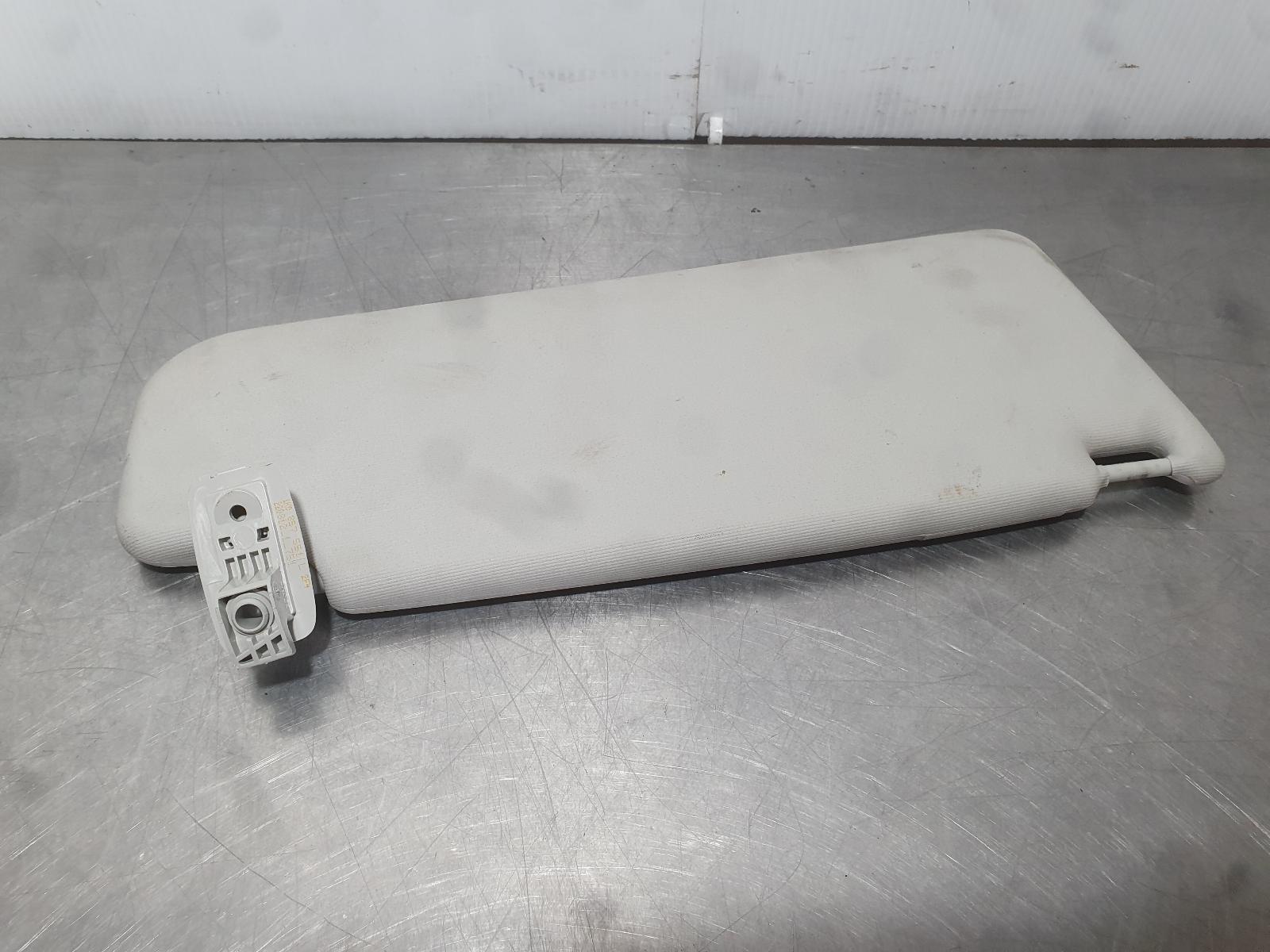 2013 Volkswagen Golf Sunvisor View Auto part Sunvisor Volkswagen Golf 2013