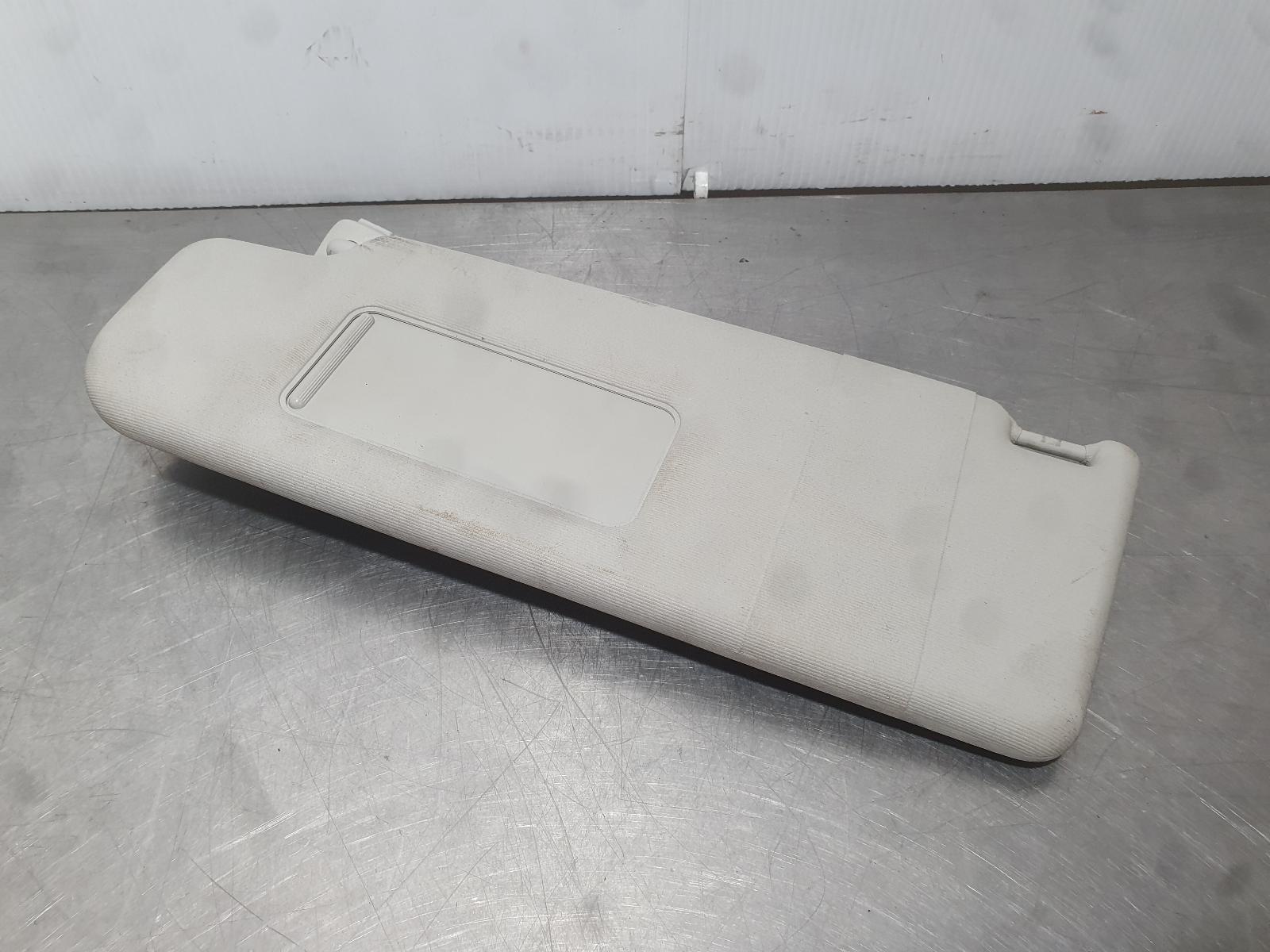 2013 Volkswagen Golf Sunvisor View Auto part Sunvisor Volkswagen Golf 2013
