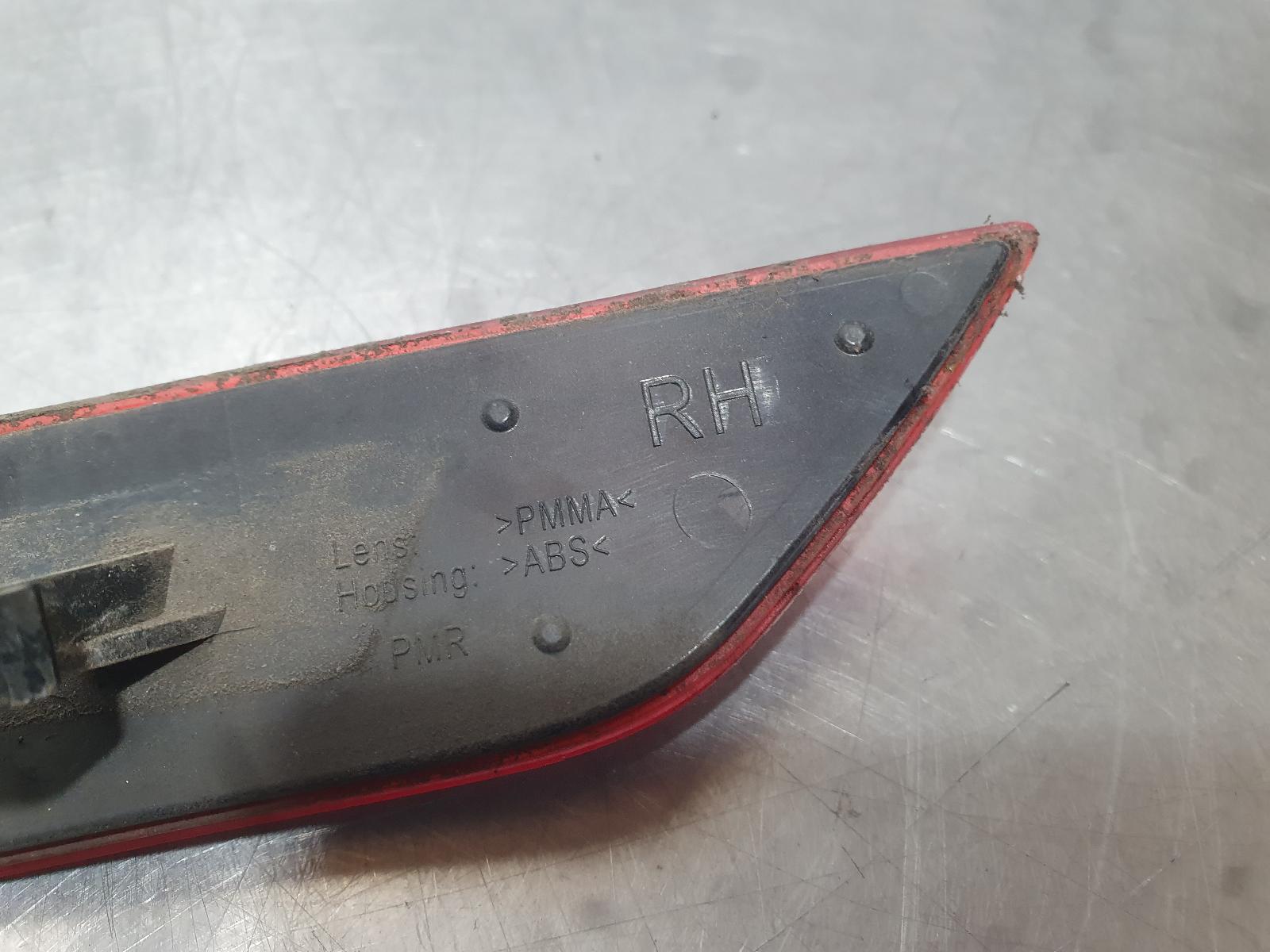 View Auto part Right Taillight Volkswagen Golf 2013