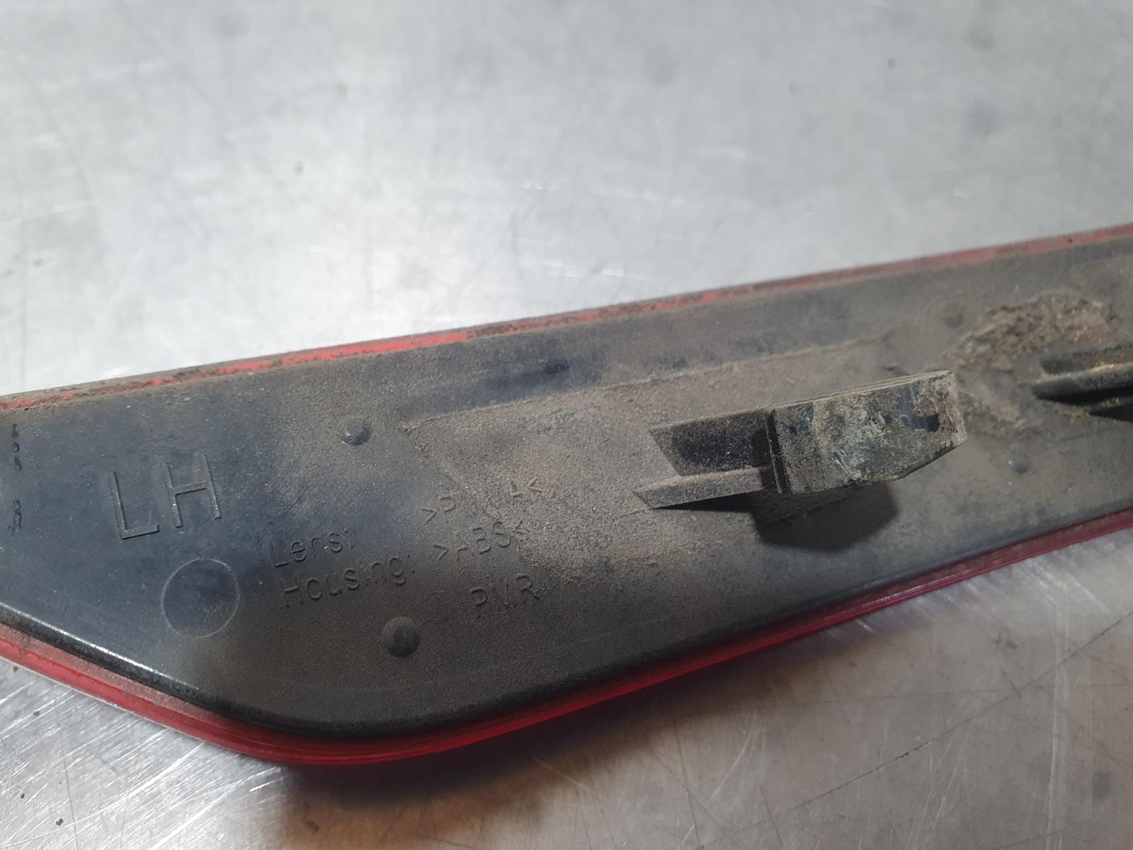 2013 Volkswagen Golf Left Taillight View Auto part Left Taillight Volkswagen Golf 2013
