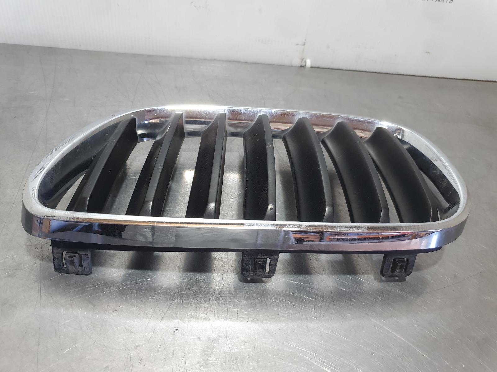 View Auto part Grille Bmw X3 2008