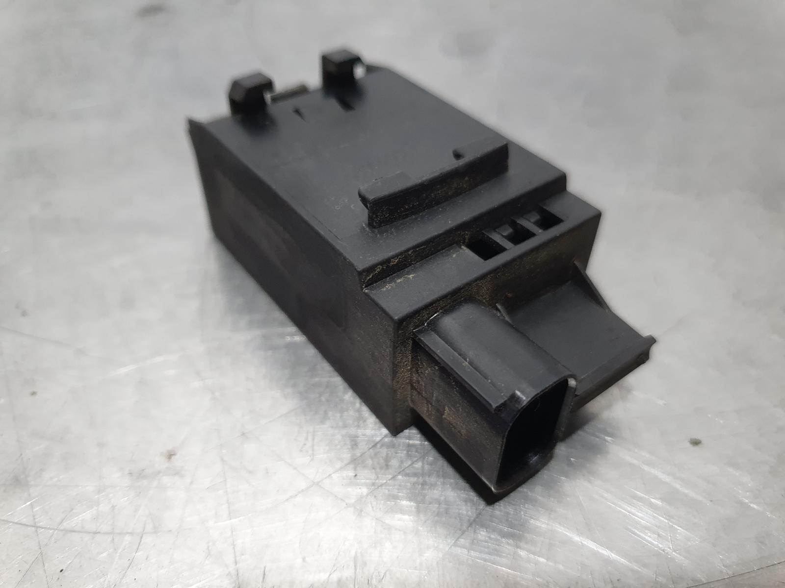 View Auto part Misc Switch/Relay Bmw X3 2008