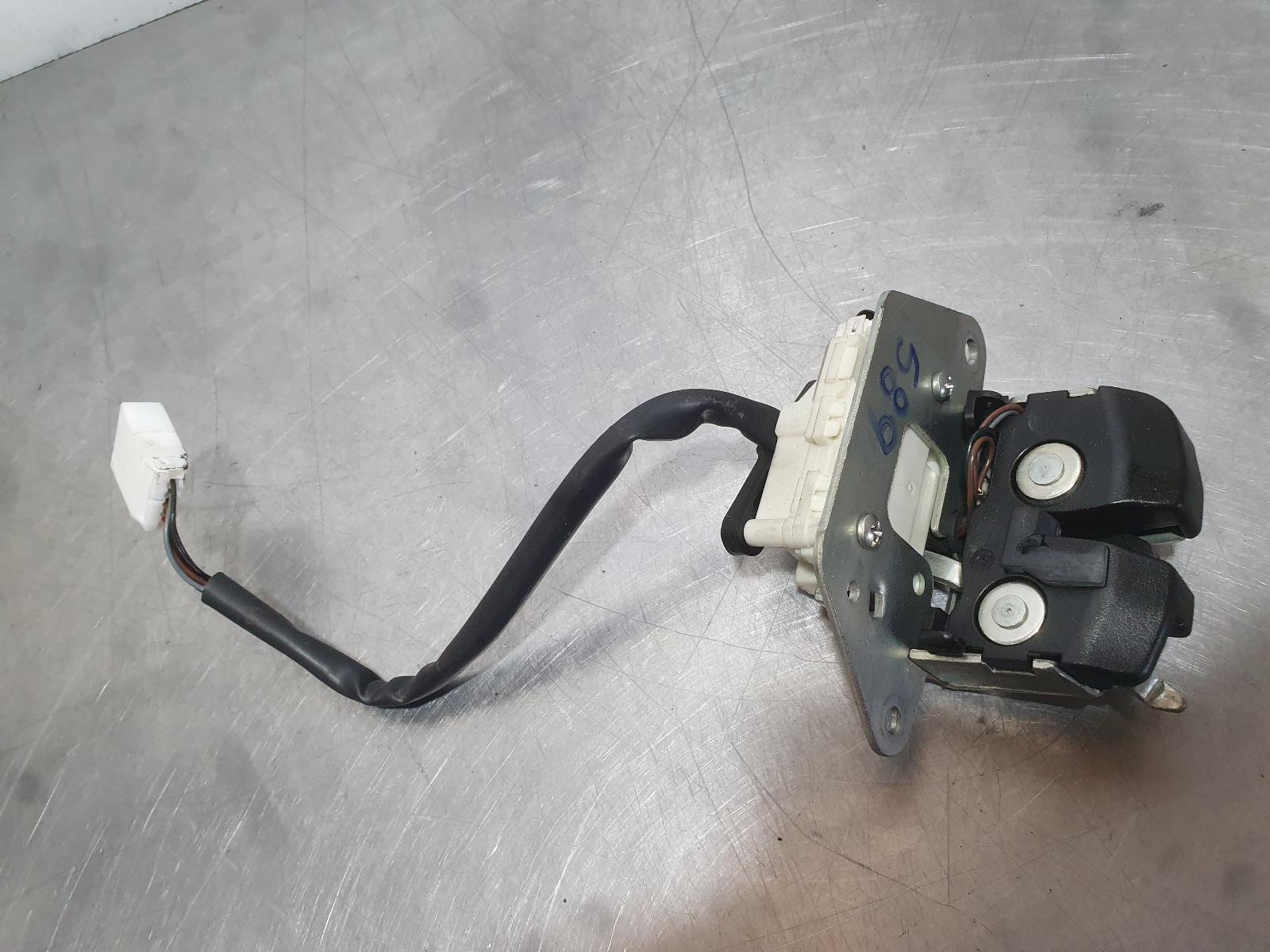 View Auto part Door/Boot/Gate Lock Alfa Romeo 159 2010