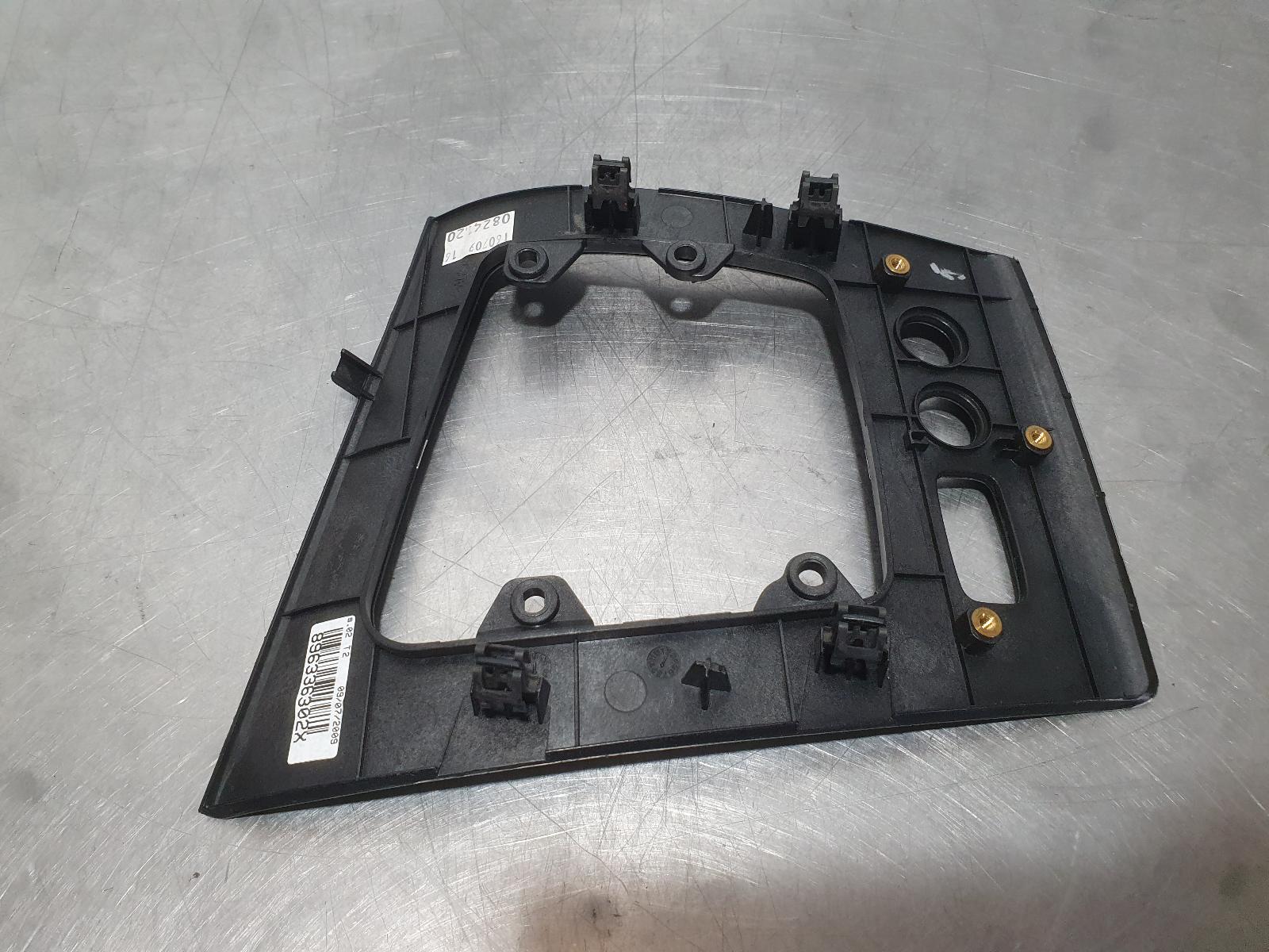 View Auto part Trim Panel Alfa Romeo 159 2010