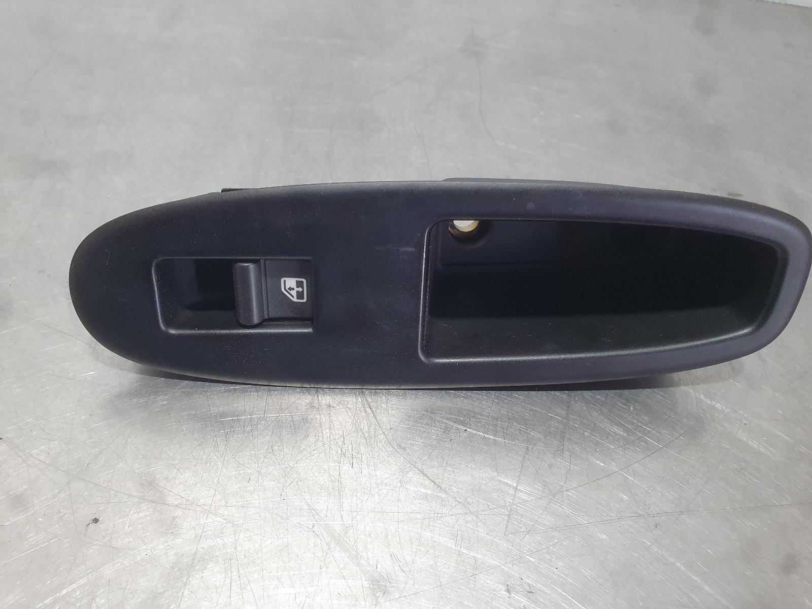 2010 Alfa Romeo 159 Pwr Dr Wind Switch View Auto part Pwr Dr Wind Switch Alfa Romeo 159 2010