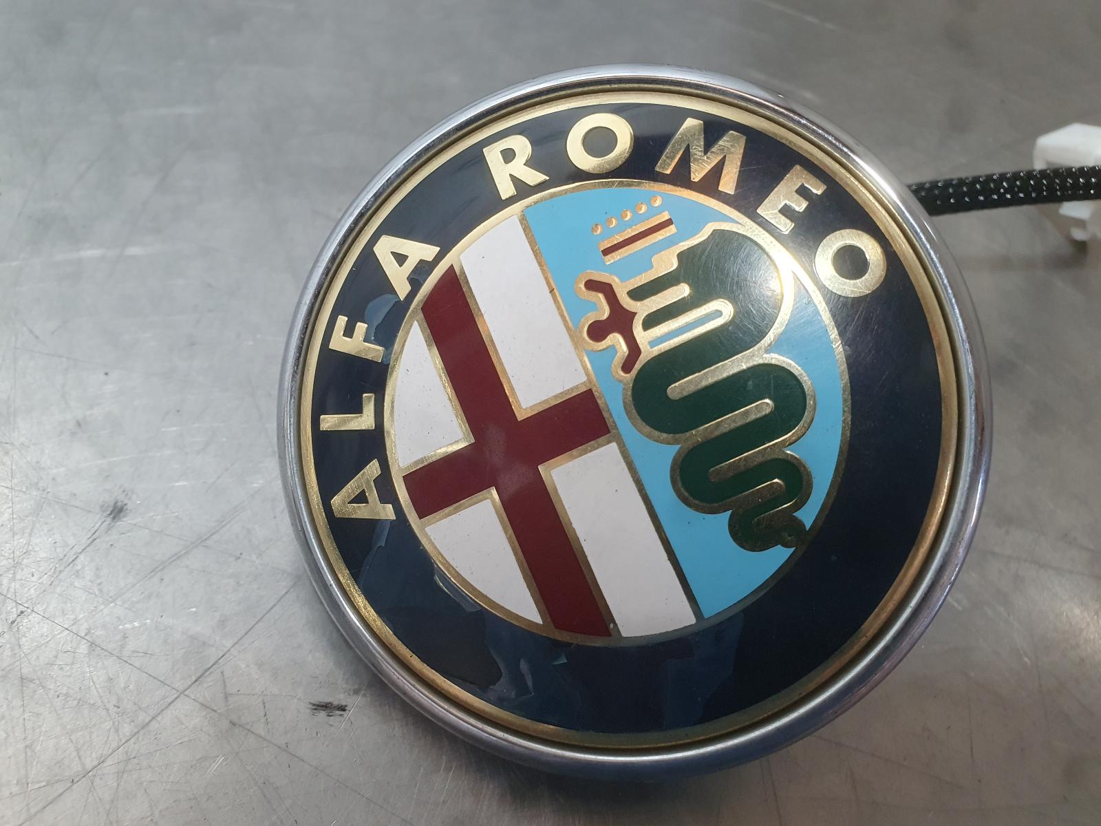 2010 Alfa Romeo 159 Badge View Auto part Badge Alfa Romeo 159 2010